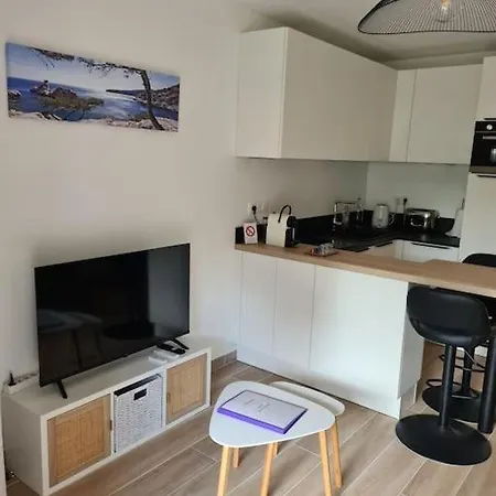Apartment T2 Neuf, Parking Prive,acces *