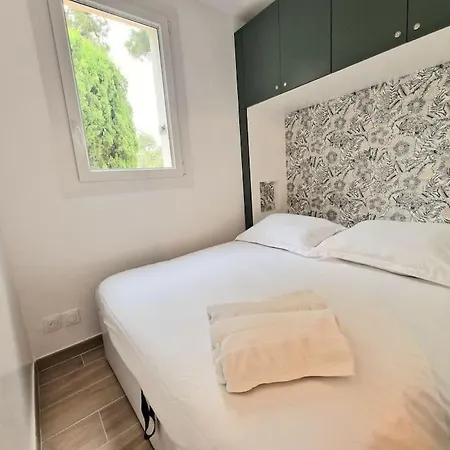 T2 Neuf, Parking Prive,acces Bandol