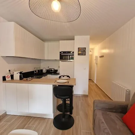 T2 Neuf, Parking Prive,acces Apartment Bandol